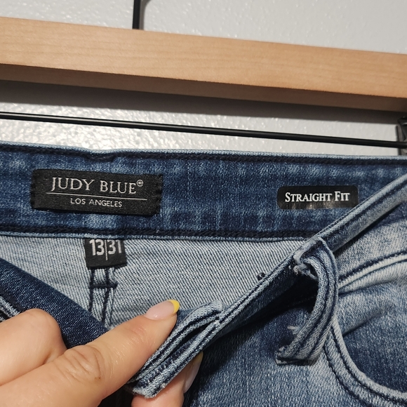 JUDY BLUE Jeans 13/31 Distressed Straight Leg Mid Rise Raw Hem Style JB82425MD - Picture 7 of 10